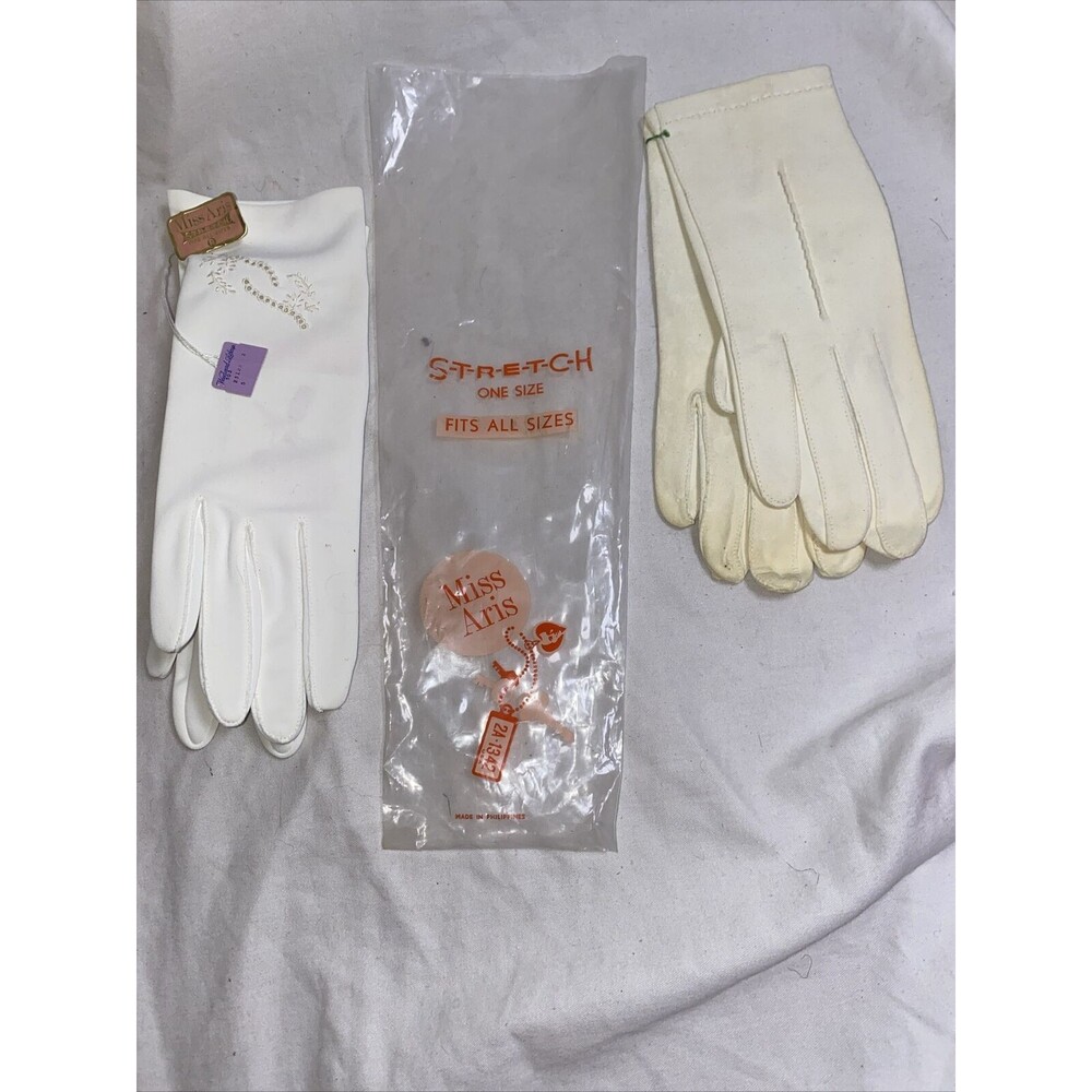 Vintage gloves Miss Aris White 2 stretchy 2A-1342 Floral Leather elegant